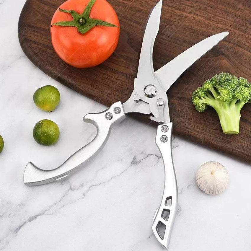 The Blacksmith’s Touch – Authentic Forged Steel Knives